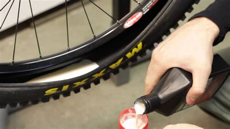 C Mo Instalar Llantas Tubeless Aprende A Rodar Sin Neum Ticos De Una