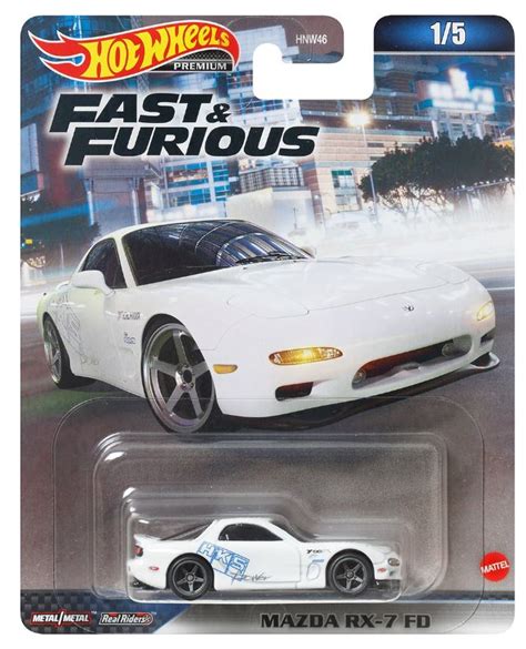 Hot Wheels Premium V Hicule Rapides Et Dangereux Asst Camions Armes Et Superh Ros