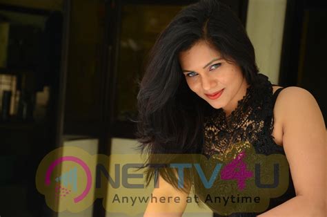 Telugu Actress Revathi Chowdary Hot Photo Shoot Images Galleries Hd Images