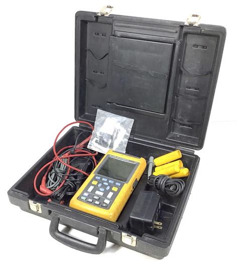 Lot Fluke 123 20mhz Portable Scopemeter
