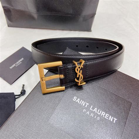 Yves Saint Laurent Women's Black Belt | Depop