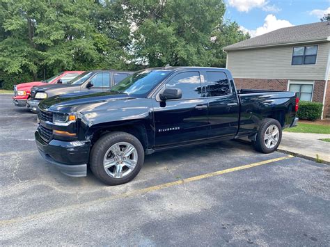 2018 Chevrolet Silverado 1500 Double Cab · 2WD 8 Cyl 5.3L - Cars
