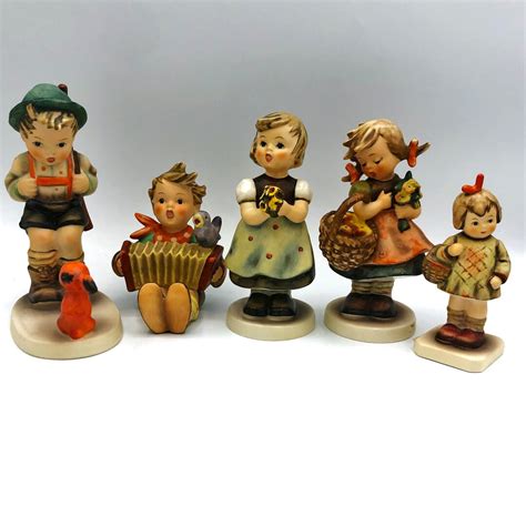 Goebel Hummel Figurine Choice Sensitive Hunter I Let S Sing I