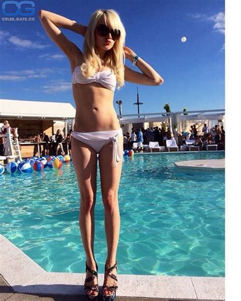 Lauren ONeil Nude Pictures Photos Playboy Naked Topless Fappening