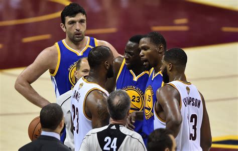 Fans are complaining about the difficulty of getting Warriors game tickets 5