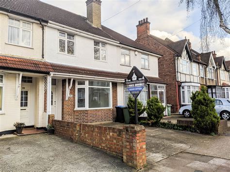 Refurbished 3 Bedroom Terraced House in Wembley – Checkmate. | Estate