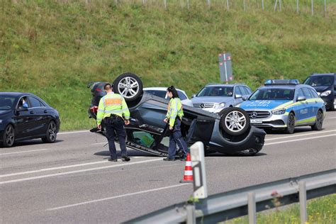 Gingen Verkehrsunfall An Der B Auffahrt Auto Berschl Gt Sich