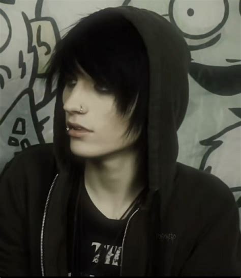 Pin By Charlotte On My Aesthetic Johnnie Guilbert Hot Emo Guys Cute Emo Guys