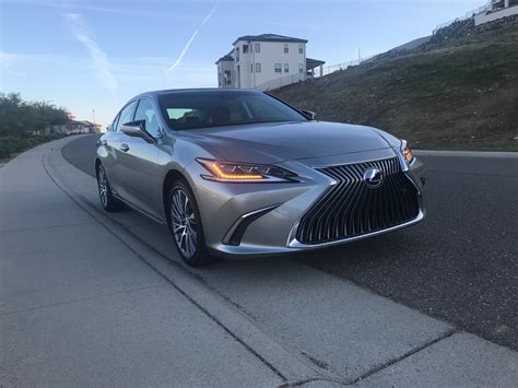 Smooth Operator The 2020 Lexus Es 300h