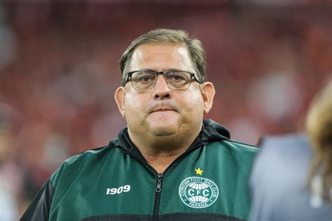 Coritiba Completa Quatro Jogos Sem Vencer