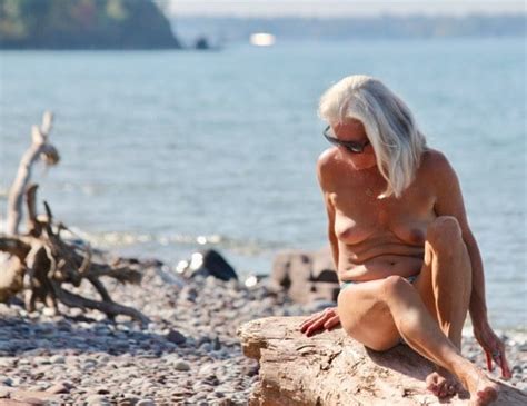 Matures At The Beach Porn Pictures Xxx Photos Sex Images Pictoa