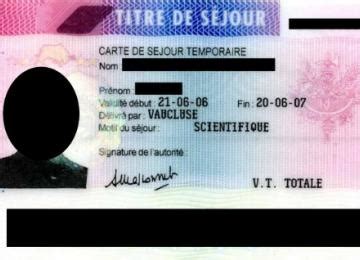 etudiants etrangers en france la carte de sejour salarie sera