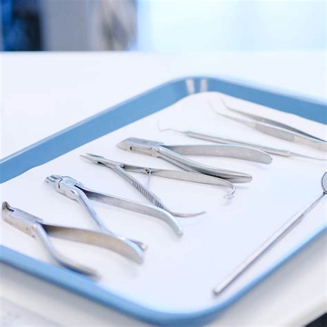 Painless Extraction - Casa Dental - Toronto & Mississauga