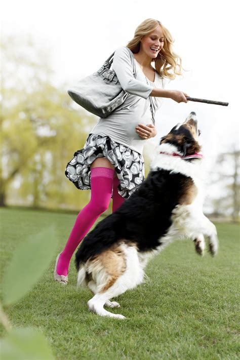 Maternity Leggings and Hosiery Are More Than Just Fashionable ...