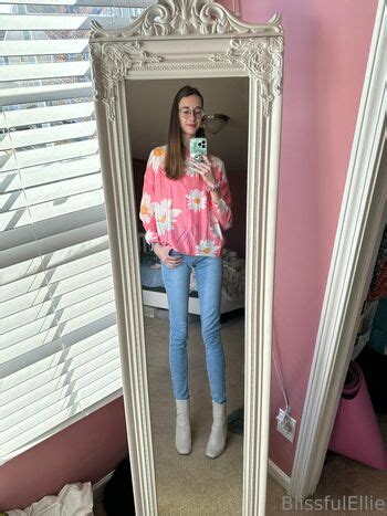 Carlaboom Carlaboomoficial Nude Onlyfans Photo The Fappening Plus