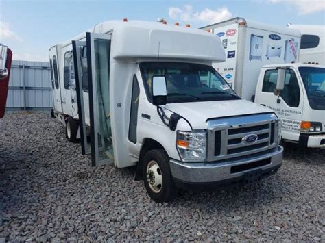 2017 Ford Econoline E450 Super Duty Cutaway Van Photos Mn St Cloud Salvage Car Auction On