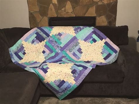 Curved Log Cabin Quilt