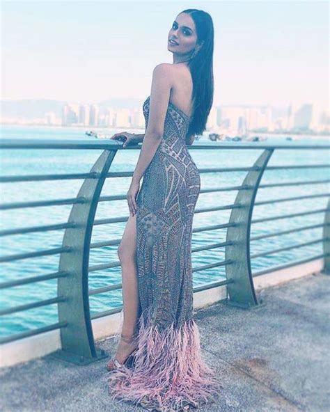 Manushi Chhillar Gorgeous And Hot Photos Half Nude Pics