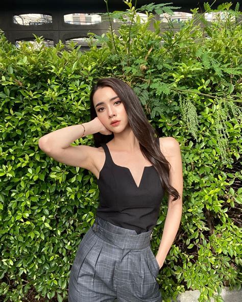 Sexy And Hot Thai Women In Women Travel