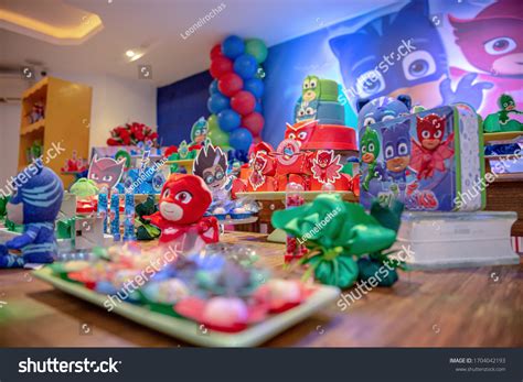 23 Imágenes De Pj Mask Gekko Imágenes Fotos Y Vectores De Stock