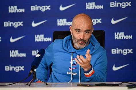 Golf Girl Grace Charis Shows Off Immaculate Side Boob As Fans Dub Her Sexy Woman Daily Star