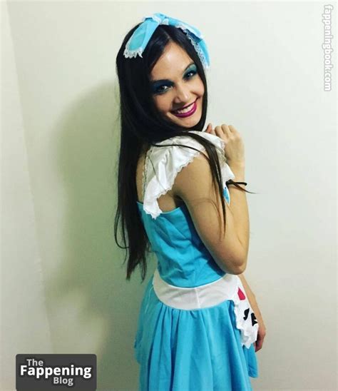 Natalie Jongjaroenlarp Nude OnlyFans Leaks Fappening FappeningBook