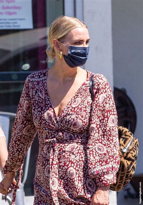 Ashlee Simpson Ross Nude OnlyFans Leaks Fappening Page 5 FappeningBook