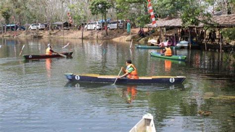 Berikut Event Tahunan Yang Digelar Di Wisata Danau Hatiwin Tapin Ada