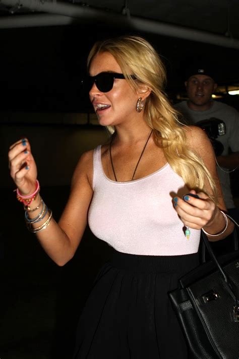 Lindsay Lohan Leggy Wearing Black Mini Skirt Outside The Doctor S Office In Sant Porn Pictures