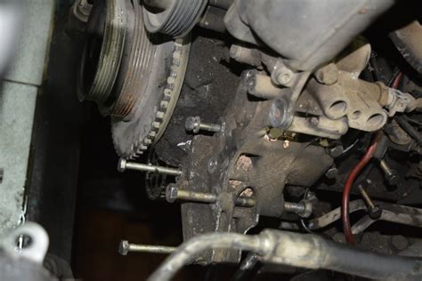 куплю. Лапу двигателя м50, натяжитель ремня м50, катушки — BMW 5 series ...