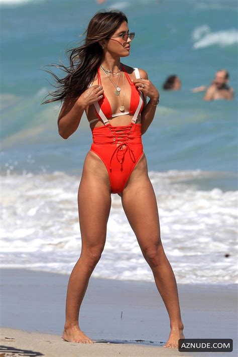 RACHEL BARNES Nude AZNude