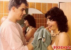 Retro Porn Classic Retro Wife With A Nice XXX Dessert Picture