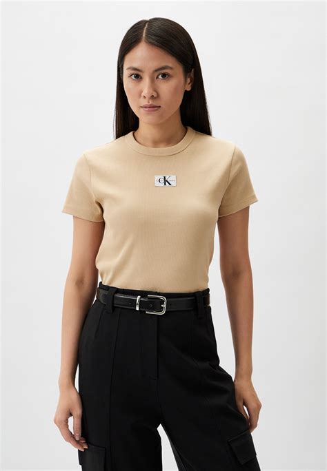 Футболка Calvin Klein Jeans, цвет: бежевый, RTLADJ568101 — купить в ...