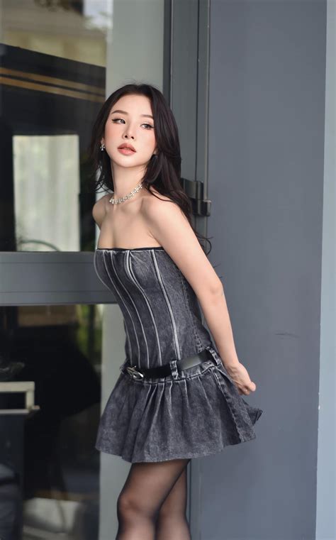 Hot girl cover quê Thanh Hóa xinh như búp bê tiết lộ bí quyết để trẻ mãi