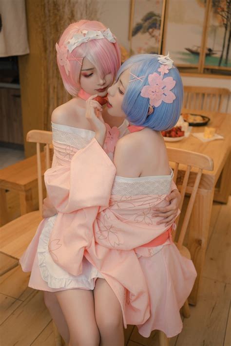 Nekokoyoshi 爆机少女喵小吉 And 金鱼kinngyo Cosplay Rem And Ram Rezero Part 2