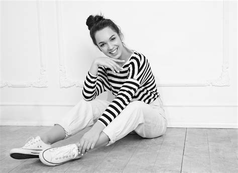 Portrait De Mod Le De Jeune Fille Belle Jeune Femme Brune Avec Du Maquillage Nude Dans Des