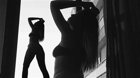 Ligia Feeling Extremely Pretty Fucking On The Carpet Webcam Webcam Porn XHamster