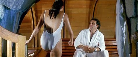 Nude Video Celebs Corinne Clery Nude Gianina Facio Sexy Vacanze Di Natale