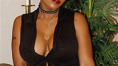 Kenya Returns Amateur Bukkakes Gangbangs Facials Clips4sale