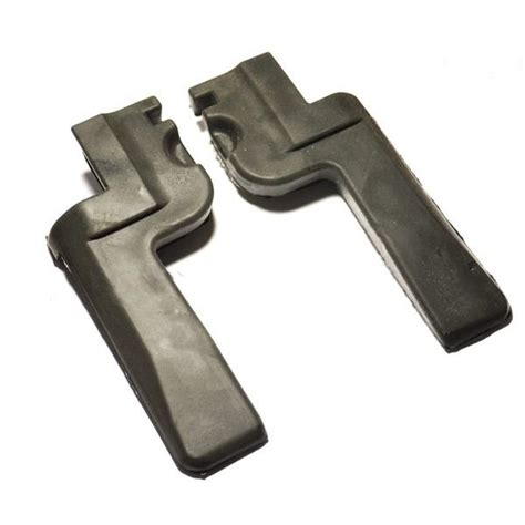 Уплотнители (заглушки) грязе-шумоизоляционные ВАЗ 2190 -91 Lada Granta ...