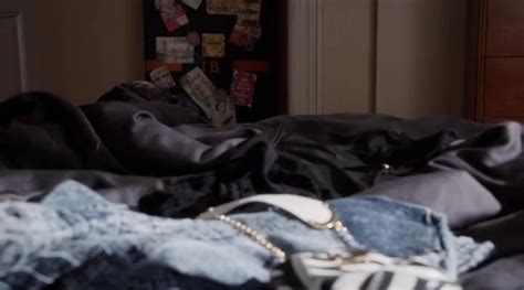 Nude Video Celebs Lindsey Gort Sexy The Carrie Diaries S E