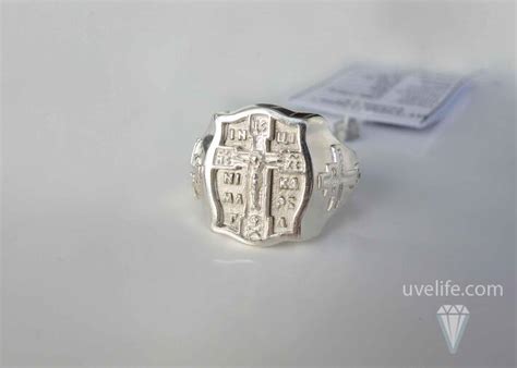 Серебряная мужская печатка с крестом купить в интернет-магазине Ювелир Лайф