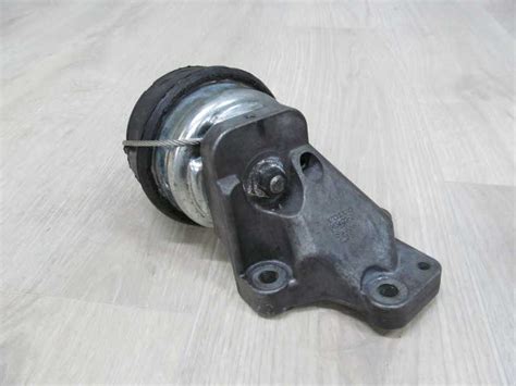 VOLVO S60 V70 S80 XC 2 4 D5 LAPA PODUSZKA SILNIKA 8634123 30680751 JBT