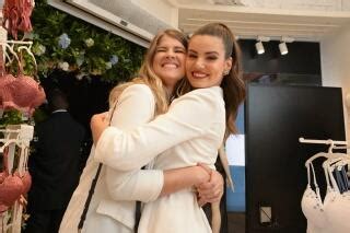 Ch De Lingerie De Camila Queiroz Na Intimissimi Carol Lobato