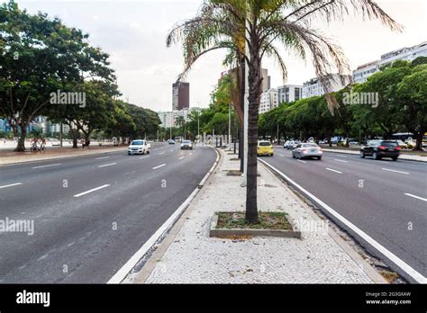 Nacoes unidas avenue hi-res stock photography and images - Alamy