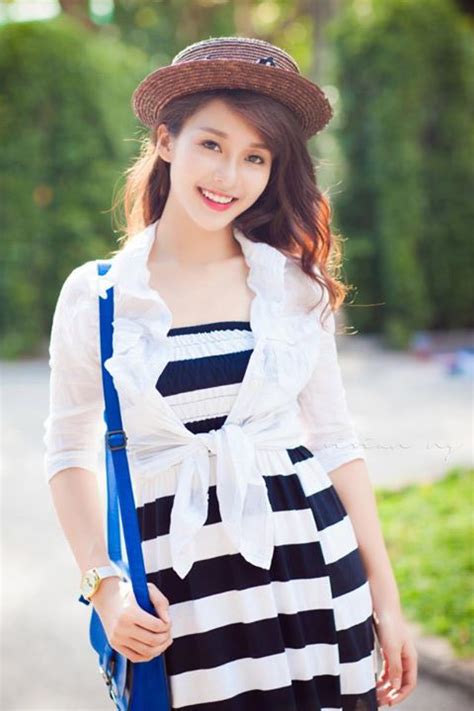 Những hot girl Việt có gương mặt đẹp hoàn hảo