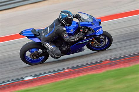 Yamaha R9 - Alle technischen Daten zum Modell R9 von Yamaha