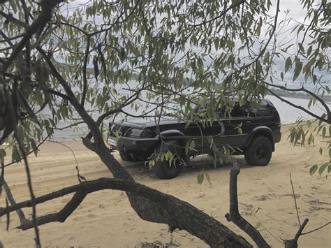 Мужики на волге… — Mitsubishi Montero Sport (1G), 3 л, 2000 года ...