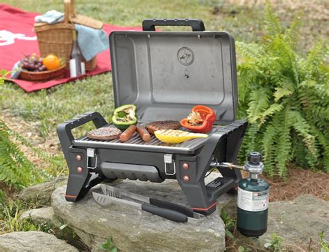 Char Broil Grill2go X200 Portable Grill For On The Go Bbqs Review The Gadget Flow