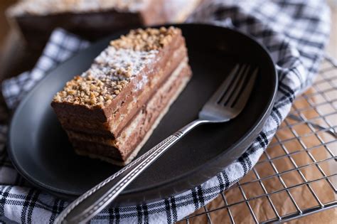 Hazelnut Mignon Cake Bon Ton Bakery